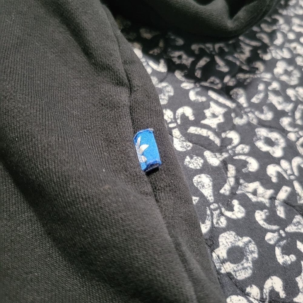 Adidas Cropped Hoodie - Picture 3 of 8